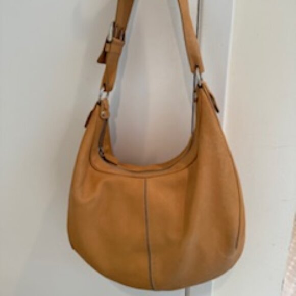 VINTAGE TOD'S TAN LEATHER HOBO BAG HANDBAG * MADE IN ITALY - Picture 3 of 15